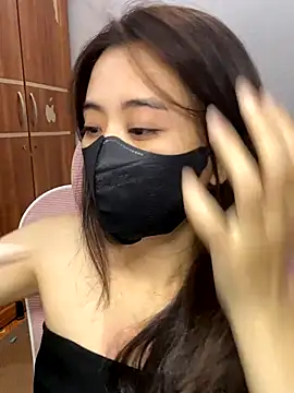 Snapshot of Mochi21 chatting on November 18, 2025, 3:12 am Mochi21 online show from November 18, 2025, 3:12 am