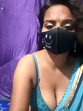 cutie pei002 online show from November 5, 2025, 1:44 pm