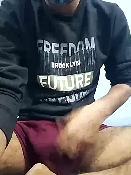 Snapshot of YourTarzan chatting on October 28, 2025, 10:19 am YourTarzan online show from October 28, 2025, 10:19 am