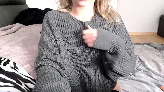 Snapshot of L_Sofia chatting on February 10, 2026, 8:07 am L Sofia online show from February 10, 2026, 8:07 am