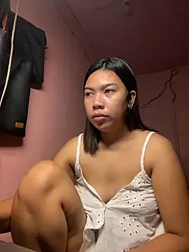 Snapshot of aniya_04 chatting on September 29, 2025, 6:35 pm aniya 04 online show from September 29, 2025, 6:35 pm