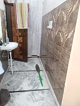 meenu bhabhi547 online show from March 6, 2026, 4:53 am