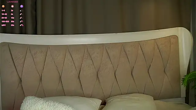 MarciDarugar online show from October 8, 2025, 3:09 pm