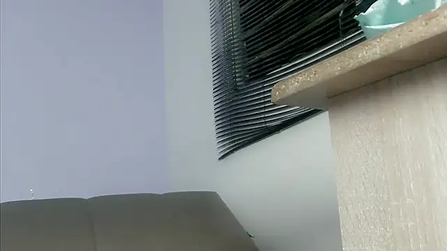 mishel hott online show from November 7, 2025, 8:31 pm