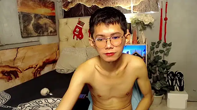 Snapshot of Skinny_CumLoader69 chatting on September 12, 2025, 6:08 pm Skinny CumLoader69 online show from September 12, 2025, 6:08 pm