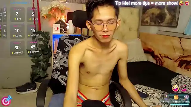 Snapshot of Skinny_CumLoader69 chatting on October 10, 2025, 8:41 pm Skinny CumLoader69 online show from October 10, 2025, 8:41 pm