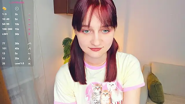 KatyKufel online show from December 3, 2025, 7:23 pm