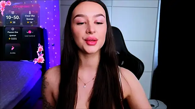 Veronica Larsson online show from February 17, 2026, 11:40 am