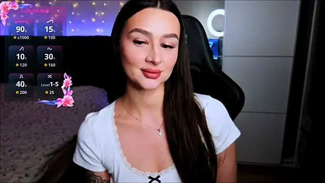 Snapshot of Veronica_Larsson chatting on July 12, 2026, 8:22 pm Veronica Larsson online show from July 12, 2026, 8:22 pm