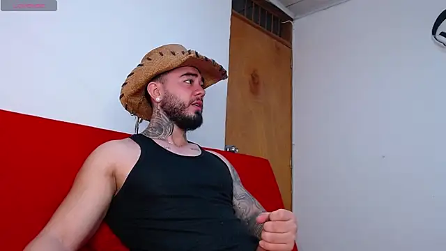 tommyblessd1 online show from October 15, 2025, 7:03 pm