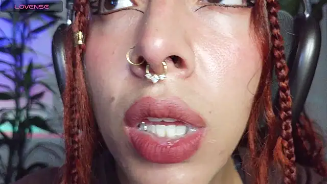 bri von dhara   online show from April 1, 2026, 12:11 am