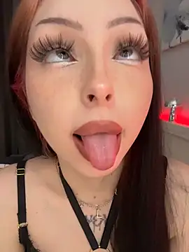 Snapshot of Lina_Thornton_ chatting on November 30, 2025, 6:56 pm Lina Thornton online show from November 30, 2025, 6:56 pm