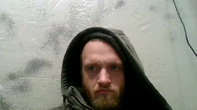 Snapshot of Hurri21 chatting on November 16, 2025, 8:47 pm Hurri21 online show from November 16, 2025, 8:47 pm