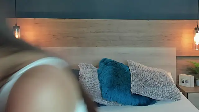 SusanAdams1 online show from November 30, 2025, 2:54 pm