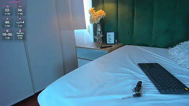 kittyy milk 001 online show from September 23, 2025, 5:49 pm