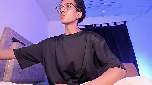 Cj davis  online show from February 9, 2026, 2:26 am