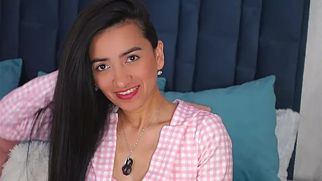 EmilyPrincy online show from November 28, 2025, 6:05 am