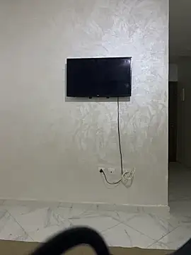 DIAMOUNDA online show from May 27, 2026, 9:01 pm