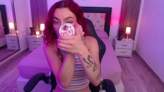 Red kytty6 online show from October 2, 2025, 8:27 pm