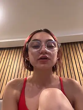 Red kytty6 online show from March 29, 2026, 6:02 am