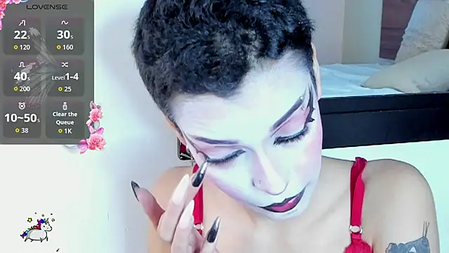 AnnyKitty  online show from October 20, 2025, 4:24 am