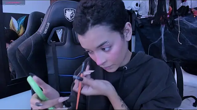 AnnyKitty  online show from October 23, 2025, 4:23 am