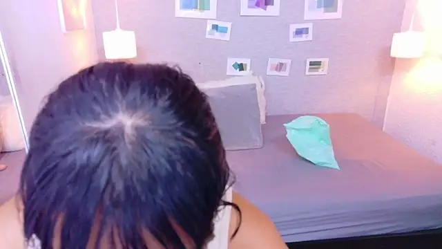 fat naughtyass online show from May 14, 2026, 1:18 pm