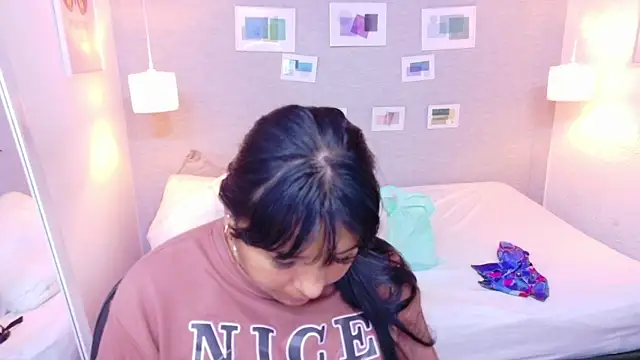 fat naughtyass online show from May 15, 2026, 1:18 pm