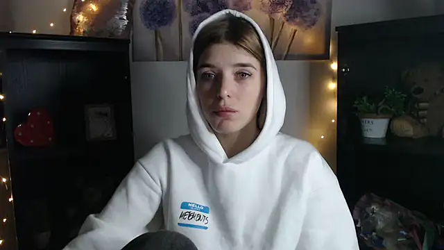 JuiceLips   online show from January 15, 2026, 12:32 pm