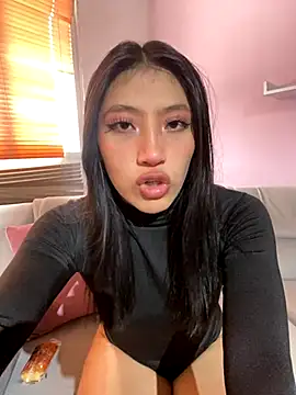 KloePink  online show from November 13, 2025, 1:10 pm