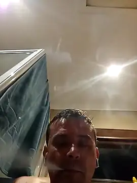 Snapshot of Rudie1 chatting on November 15, 2025, 2:31 am Rudie1 online show from November 15, 2025, 2:31 am