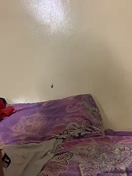 NeoleeLkr online show from November 5, 2025, 9:53 am