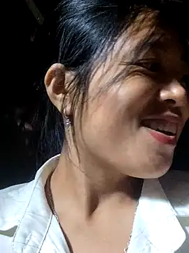 Angela-babyxx online show from November 3, 2025, 1:51 am