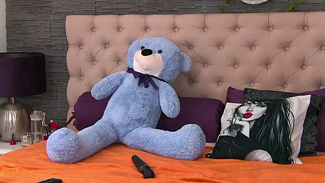 VannyFoxx online show from March 30, 2026, 2:07 pm