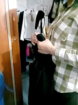 Snapshot of Dam-Lissa chatting on September 23, 2025, 2:03 am Dam-Lissa online show from September 23, 2025, 2:03 am