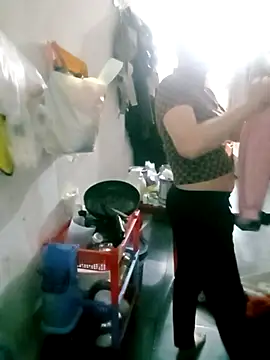 Snapshot of Dam-Lissa chatting on October 29, 2025, 2:47 am Dam-Lissa online show from October 29, 2025, 2:47 am