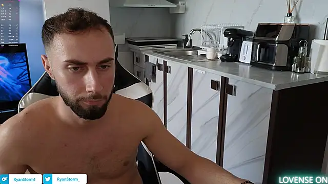 Snapshot of RyanStorm_ chatting on October 30, 2025, 10:38 am RyanStorm online show from October 30, 2025, 10:38 am