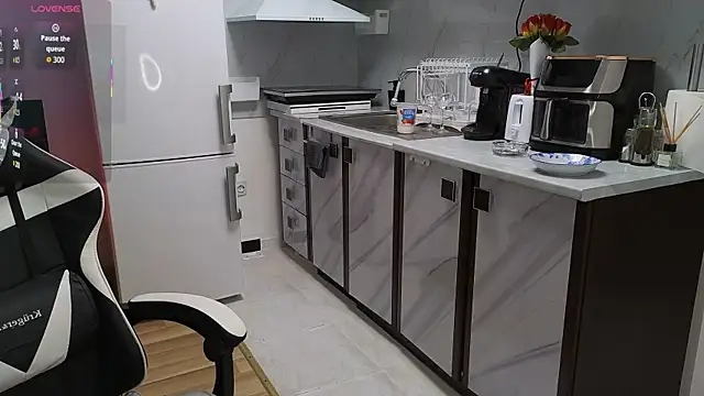 Snapshot of RyanStorm_ chatting on November 8, 2025, 3:12 pm RyanStorm online show from November 8, 2025, 3:12 pm