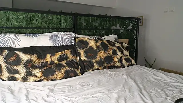 RyanStorm  online show from December 3, 2025, 10:19 pm