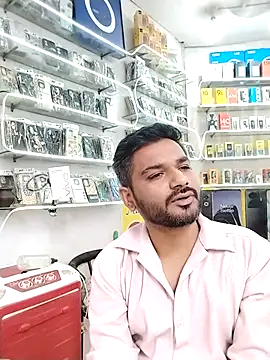 avi007p online show from October 14, 2025, 8:48 am