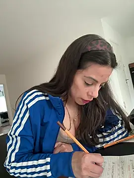 Teparolaverga1990 online show from March 25, 2026, 4:57 pm