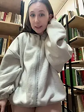 FroggyAnna online show from April 11, 2026, 6:12 pm