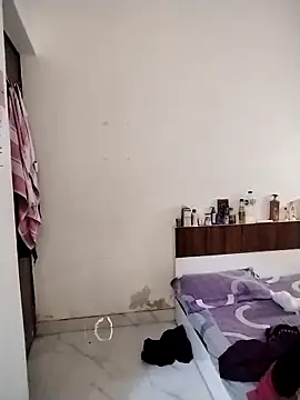 Sexy vernilla online show from May 1, 2026, 10:58 pm