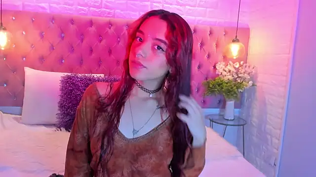 Scarlet Monroee online show from November 7, 2025, 3:17 am