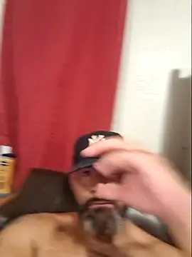 Cruz1522 online show from October 14, 2025, 8:15 am