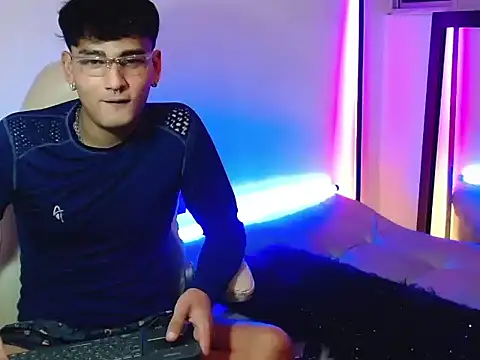 Valentin peach online show from September 10, 2025, 10:54 pm