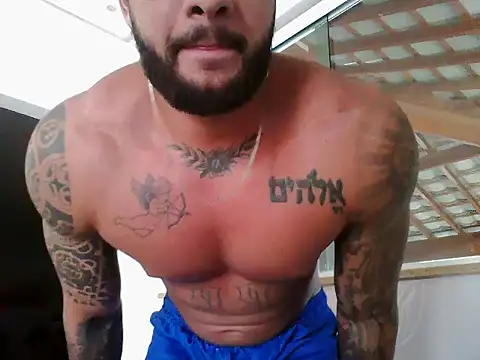 Snapshot of Mitt1993b chatting on September 20, 2025, 12:39 pm Mitt1993b online show from September 20, 2025, 12:39 pm