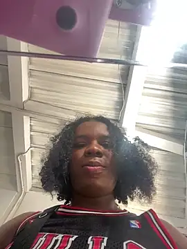 Snapshot of LicyEvans1 chatting on February 11, 2026, 9:20 pm LicyEvans1 online show from February 11, 2026, 9:20 pm