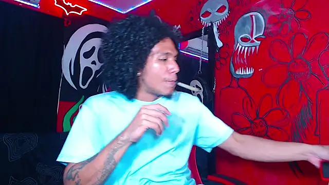 Snapshot of dante_hellsingx chatting on November 8, 2025, 1:17 am dante hellsingx online show from November 8, 2025, 1:17 am