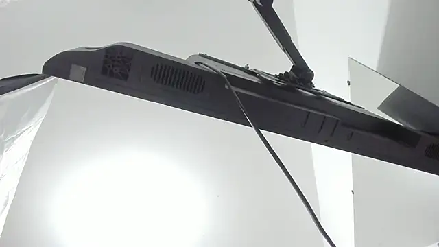 Rihanna hotx online show from November 14, 2025, 2:54 am